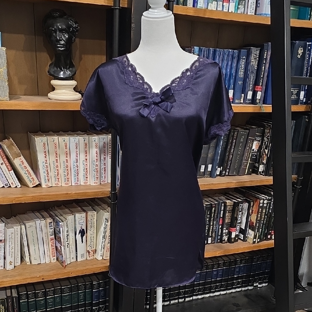 Victoria's Secret Navy Blue Satin Chemise with Lace, Size Small, Petite